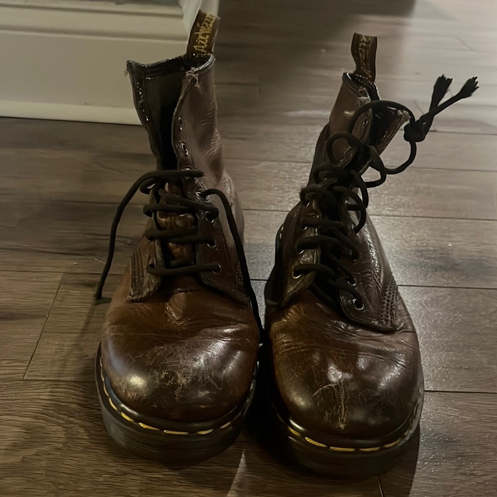 Dr. Marten size 8 in brown leather